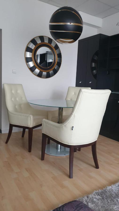 Kvetinovy Apartman A3B V Chomutove Экстерьер фото