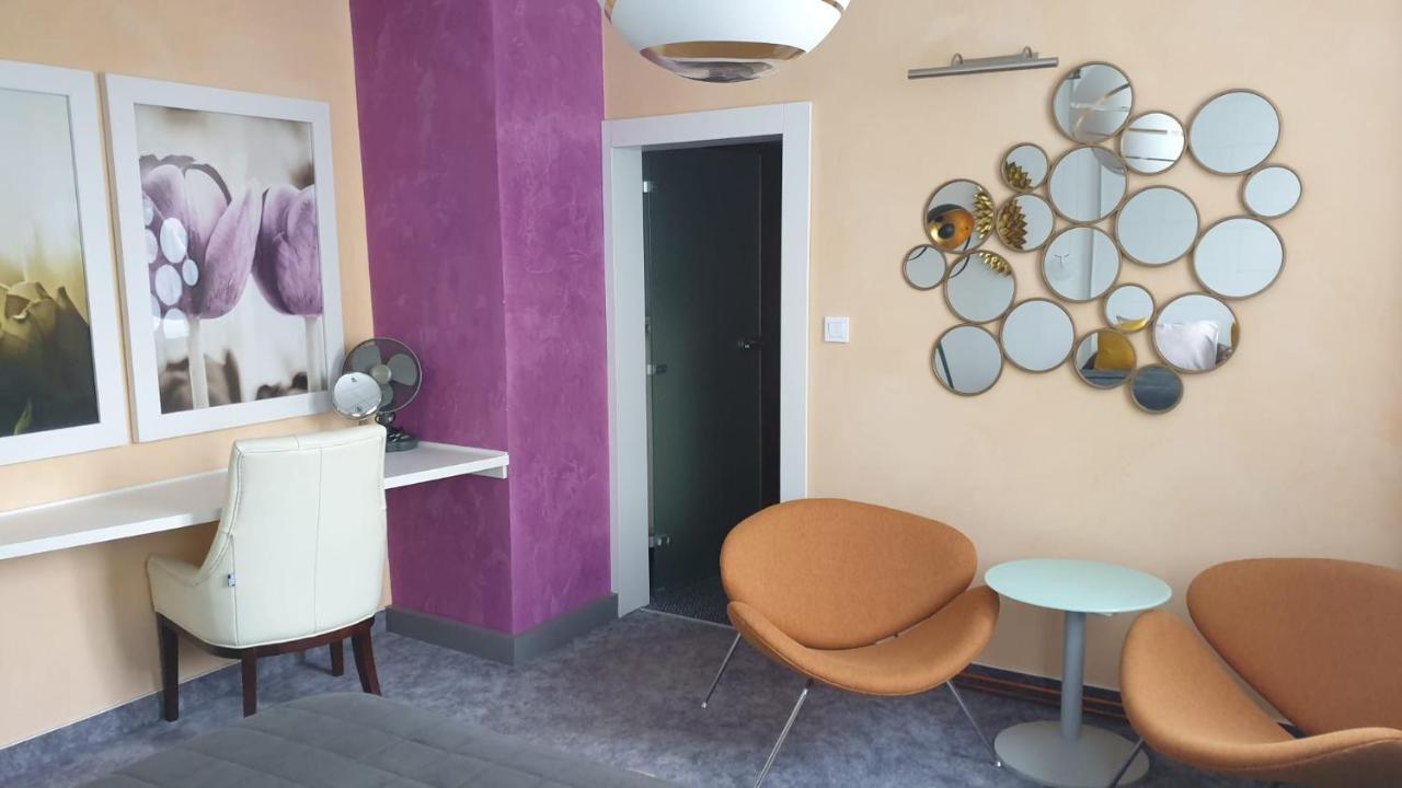 Kvetinovy Apartman A3B V Chomutove Экстерьер фото